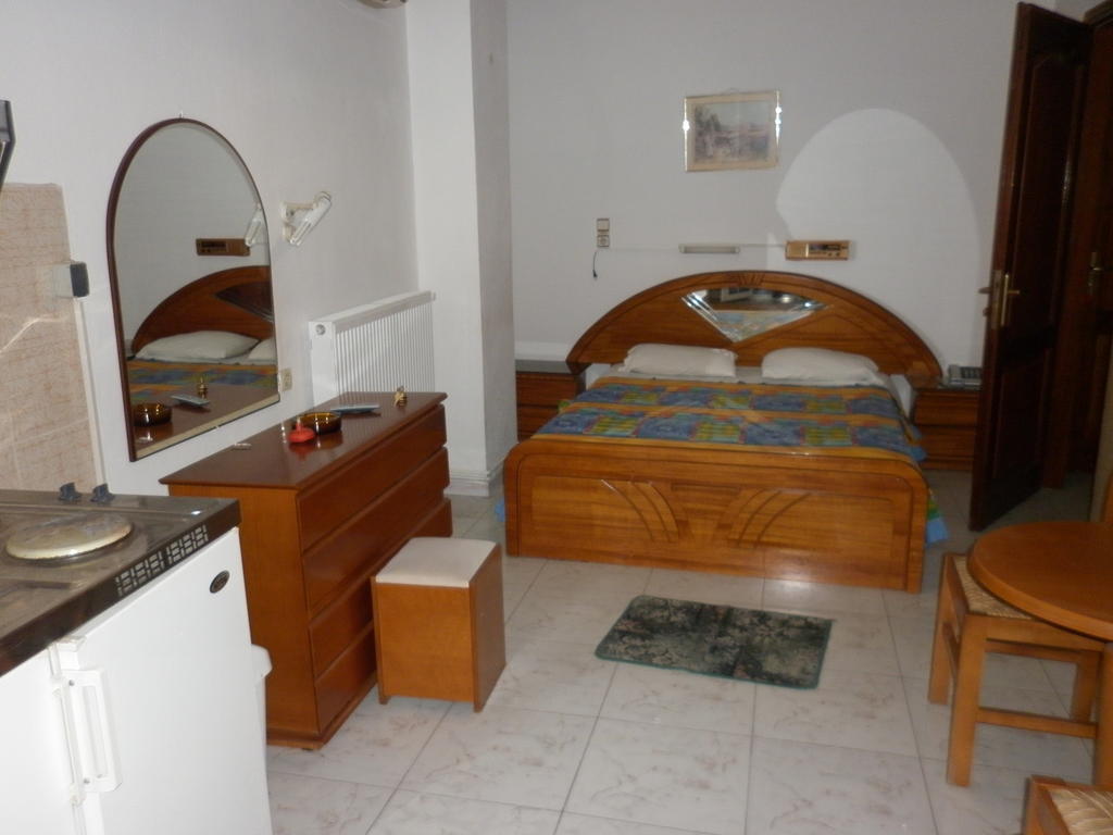 Miramare Hotel Lakkíon الغرفة الصورة