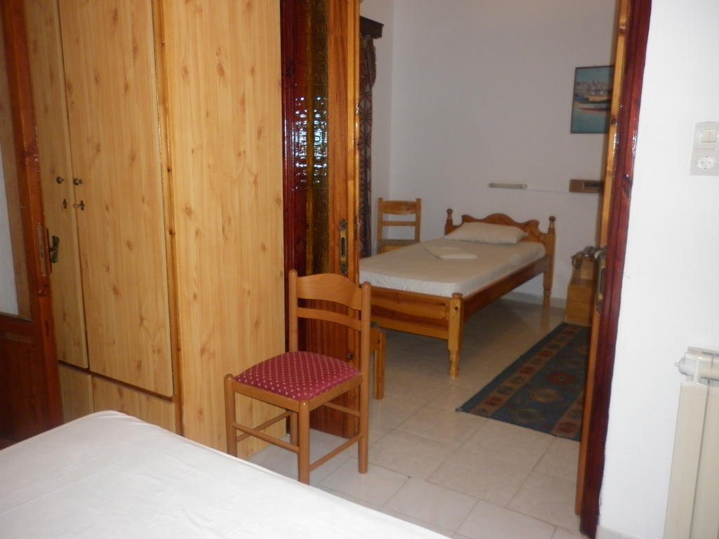 Miramare Hotel Lakkíon الغرفة الصورة